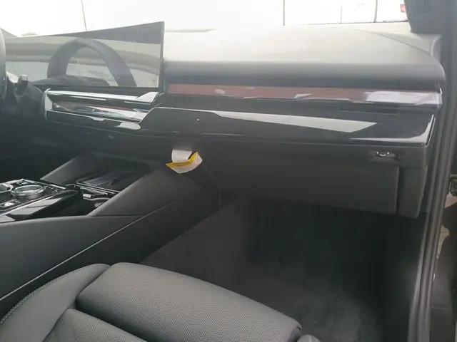 2027 BMW 5 Series 530i