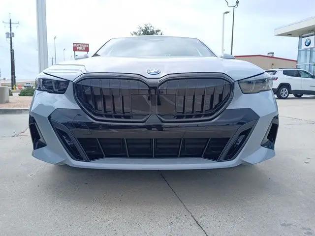 2027 BMW 5 Series 550e xDrive