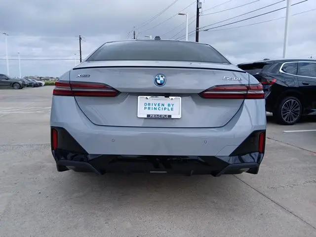 2027 BMW 5 Series 550e xDrive