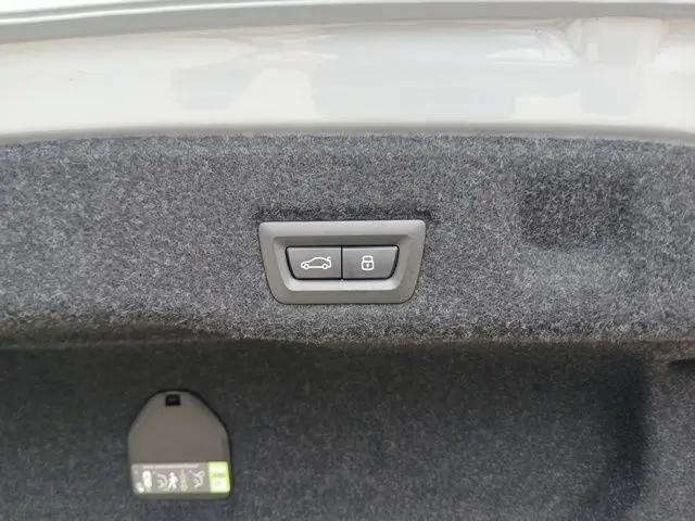 2027 BMW 5 Series 550e xDrive