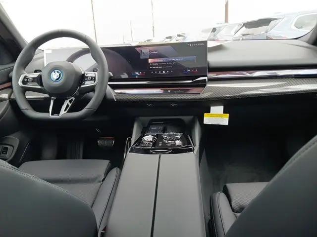 2027 BMW 5 Series 550e xDrive