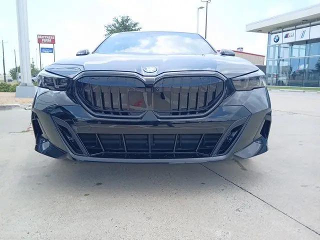 2027 BMW 5 Series 550e xDrive