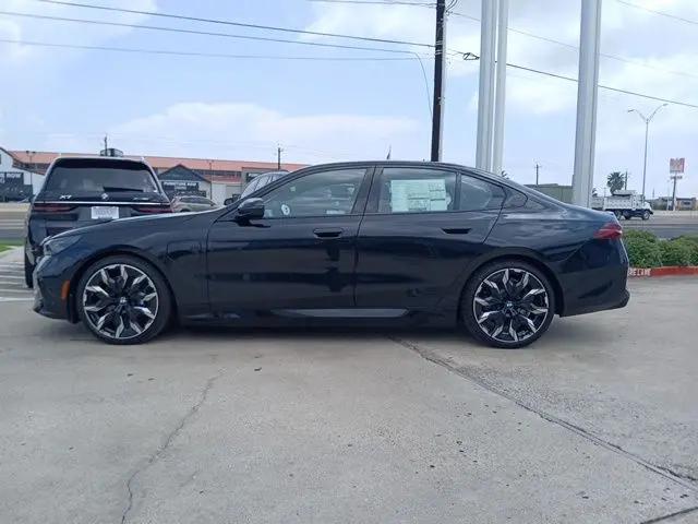 2027 BMW 5 Series 550e xDrive