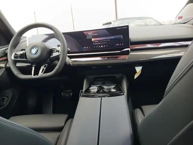 2027 BMW 5 Series 550e xDrive