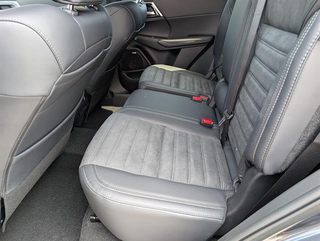 2026 Mitsubishi Outlander LE 1.5T 2WD