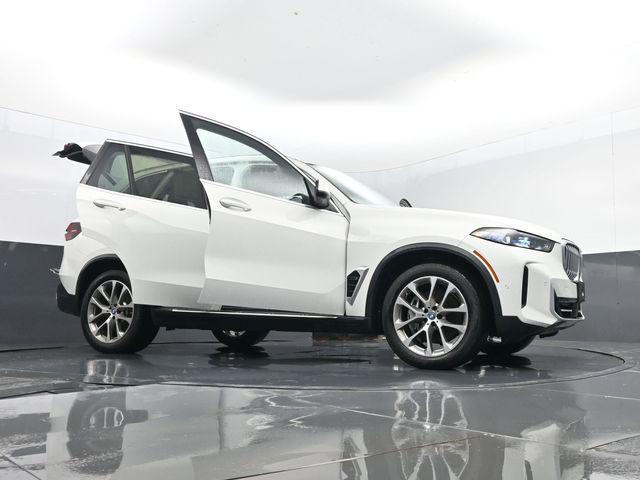 2024 BMW X5 xDrive50e