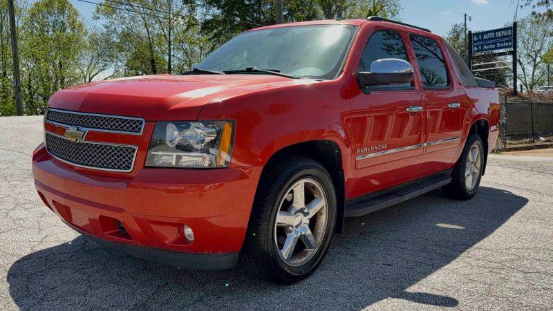 2011 Chevrolet Avalanche LTZ