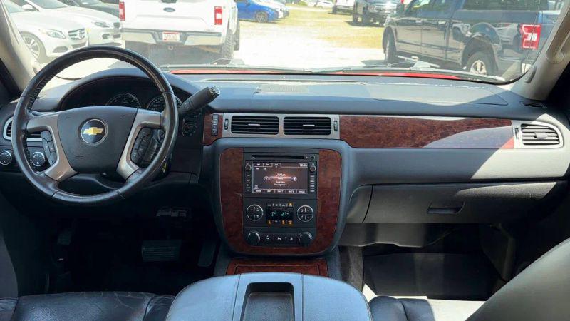 2011 Chevrolet Avalanche LTZ
