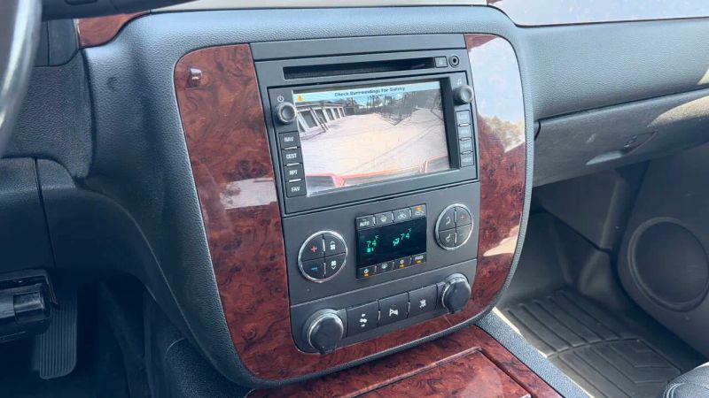 2011 Chevrolet Avalanche LTZ