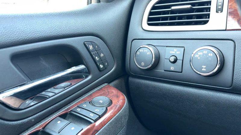 2011 Chevrolet Avalanche LTZ