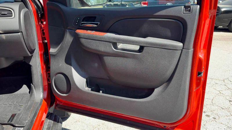 2011 Chevrolet Avalanche LTZ