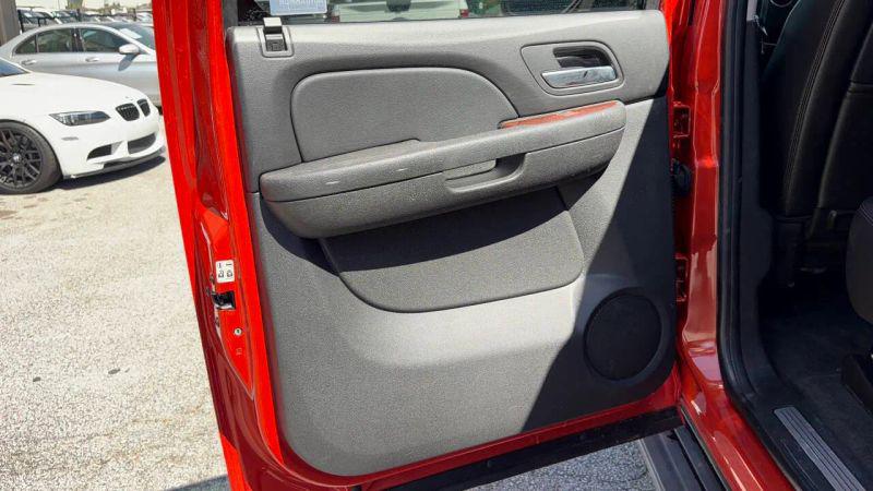 2011 Chevrolet Avalanche LTZ