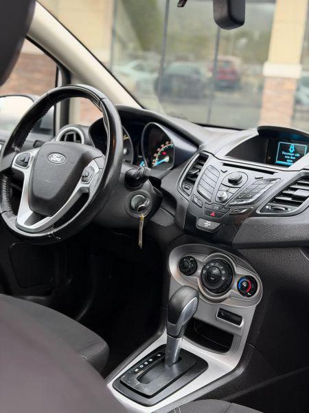 2014 Ford Fiesta SE