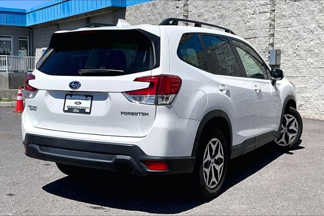 2023 Subaru Forester Premium
