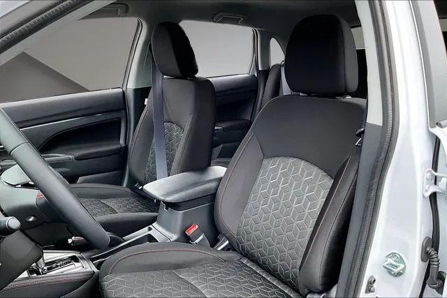 2026 Mitsubishi Outlander Sport 2.0 LE