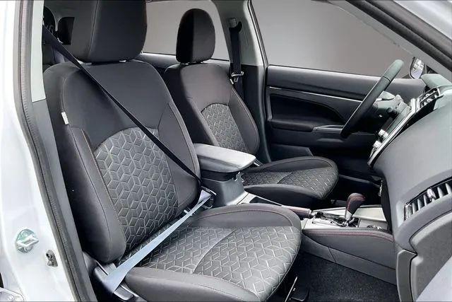 2026 Mitsubishi Outlander Sport 2.0 LE
