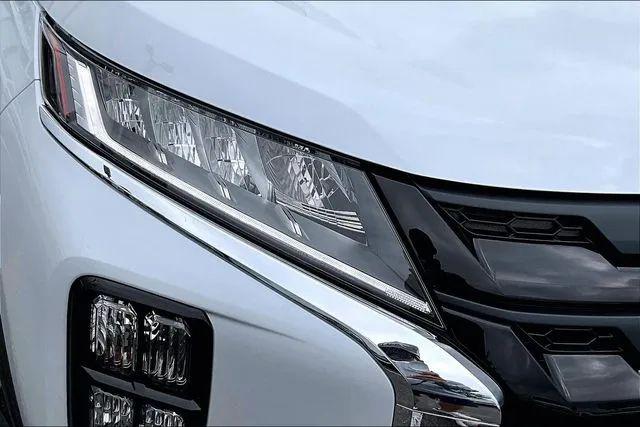 2026 Mitsubishi Outlander Sport 2.0 LE