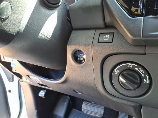 2026 Nissan Frontier Crew Cab SV 4x4