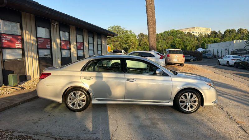 2011 Toyota Avalon Limited