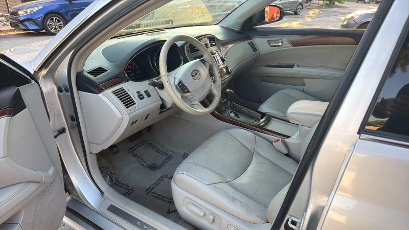 2011 Toyota Avalon Limited