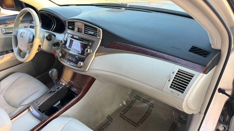 2011 Toyota Avalon Limited