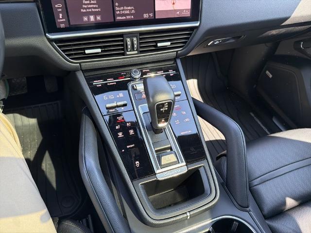 2021 Porsche Cayenne Base