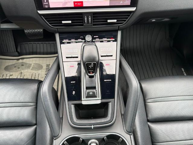 2021 Porsche Cayenne Base