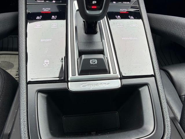 2021 Porsche Cayenne Base