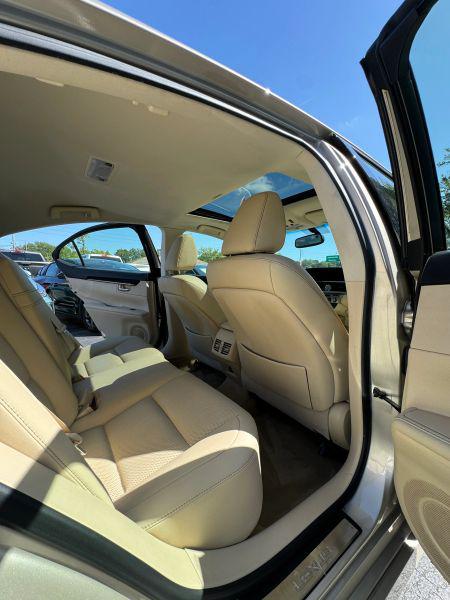 2015 Lexus ES 350 Crafted Line