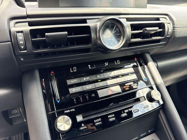 2025 Lexus IS 300 300
