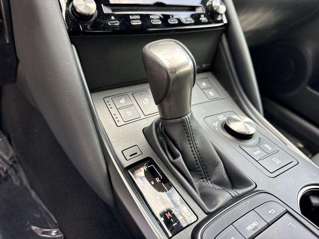 2025 Lexus IS 300 300