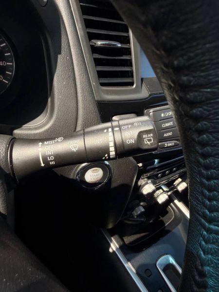 2017 Nissan Pathfinder SV