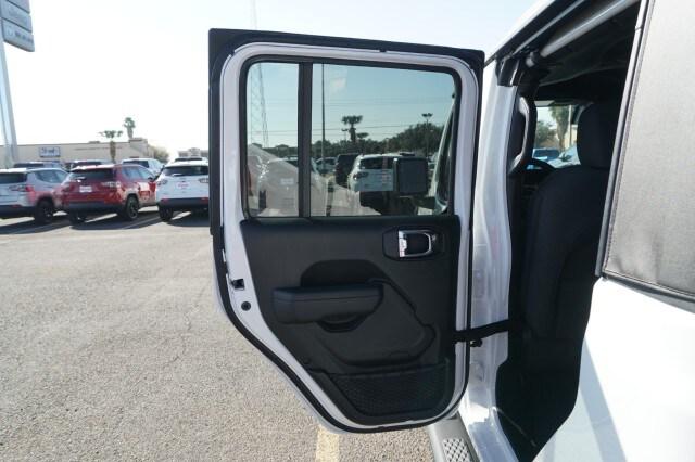 2025 Jeep Gladiator Sport S