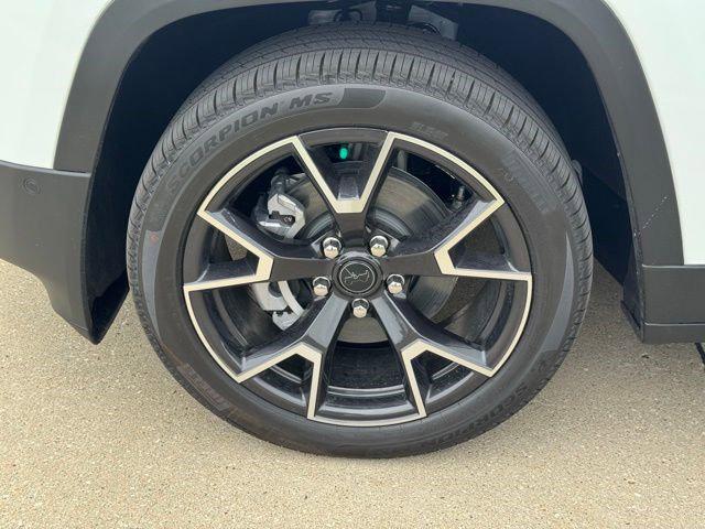 2026 Jeep Cherokee Overland 4x4