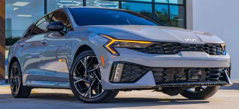 2025 Kia K5 GT-Line