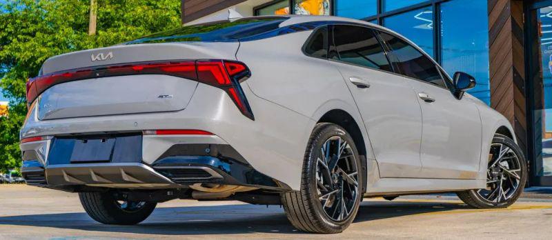2025 Kia K5 GT-Line