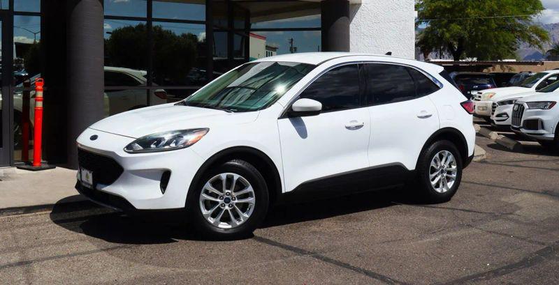 2020 Ford Escape SE