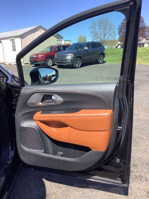 2024 Chrysler Pacifica Pinnacle