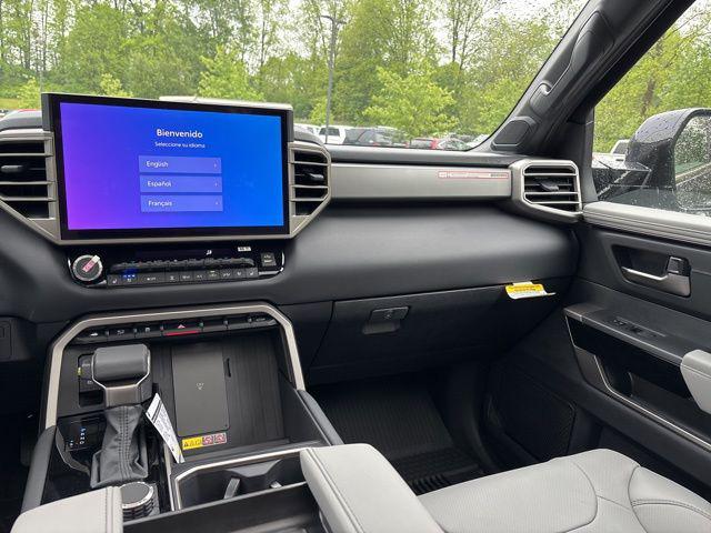 2026 Toyota Tundra Limited CrewMax 5.5' Bed