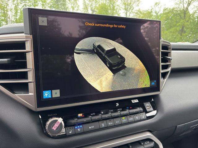 2026 Toyota Tundra Limited CrewMax 5.5' Bed