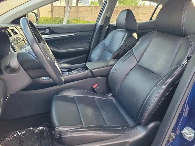 2023 Nissan Maxima SV Xtronic CVT