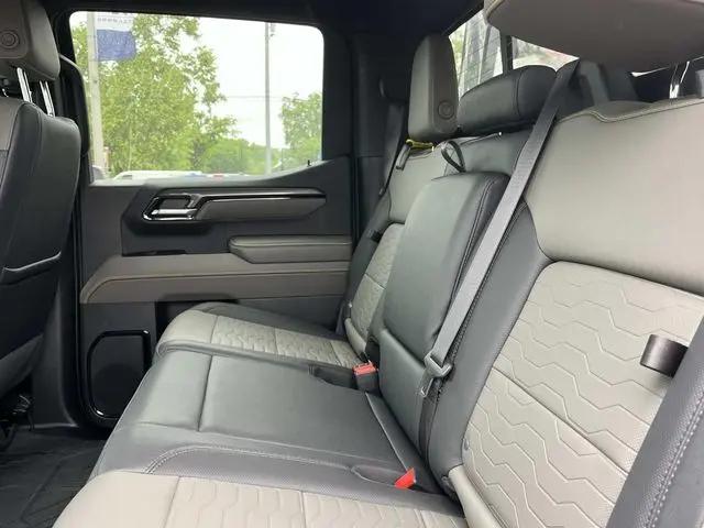 2023 Chevrolet Silverado 1500 4WD Crew Cab Short Bed ZR2