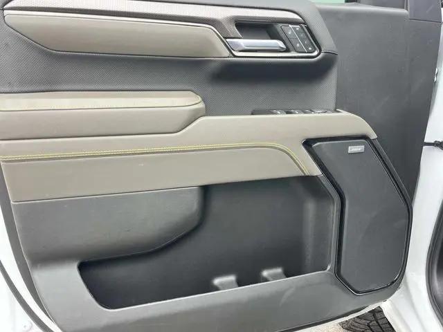 2023 Chevrolet Silverado 1500 4WD Crew Cab Short Bed ZR2