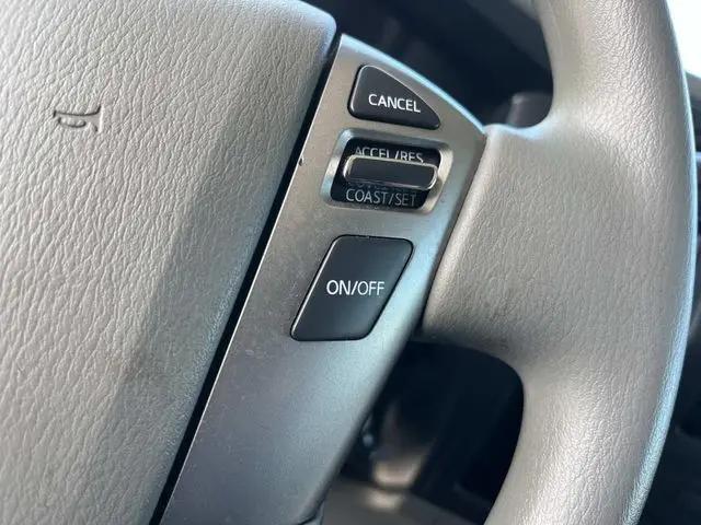 2020 Nissan 1500 SV Standard Roof V6