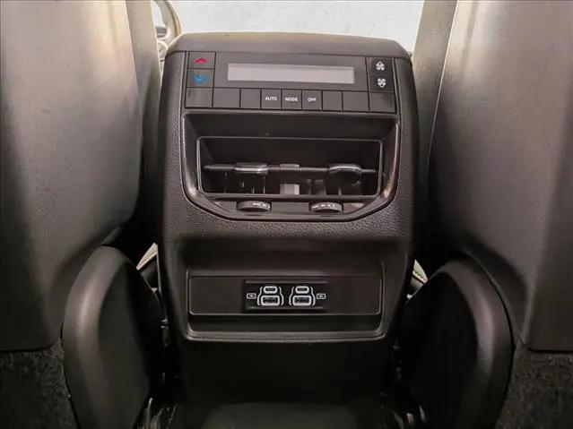 2023 Jeep Grand Cherokee L Laredo 4x4