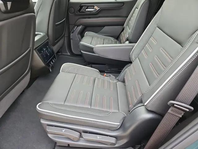 2026 GMC Yukon 4WD AT4 Ultimate