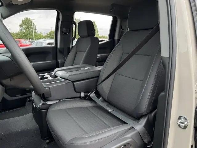 2026 Chevrolet Silverado 1500 4WD Crew Cab Short Bed Custom Trail Boss