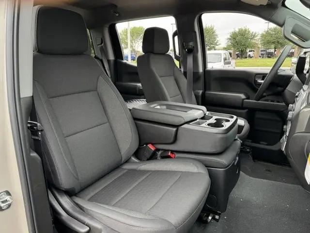 2026 Chevrolet Silverado 1500 4WD Crew Cab Short Bed Custom Trail Boss