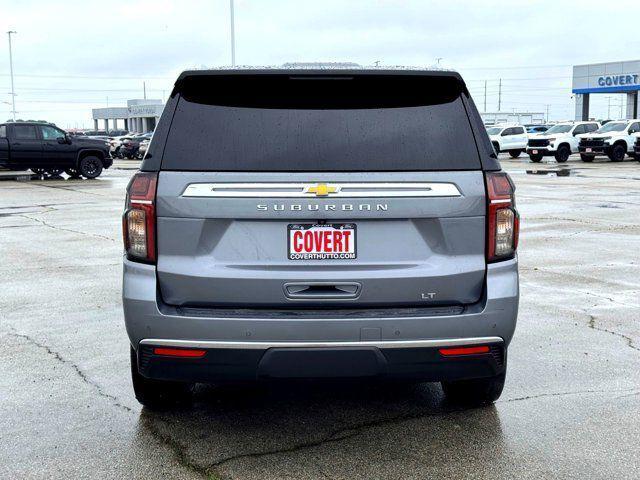 2022 Chevrolet Suburban 2WD LT