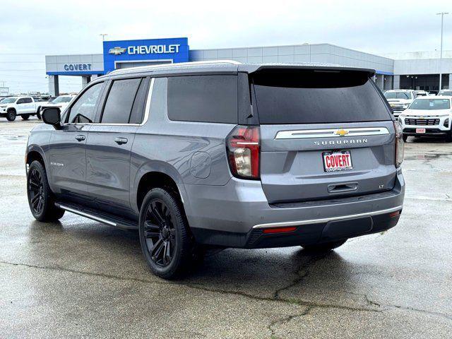 2022 Chevrolet Suburban 2WD LT